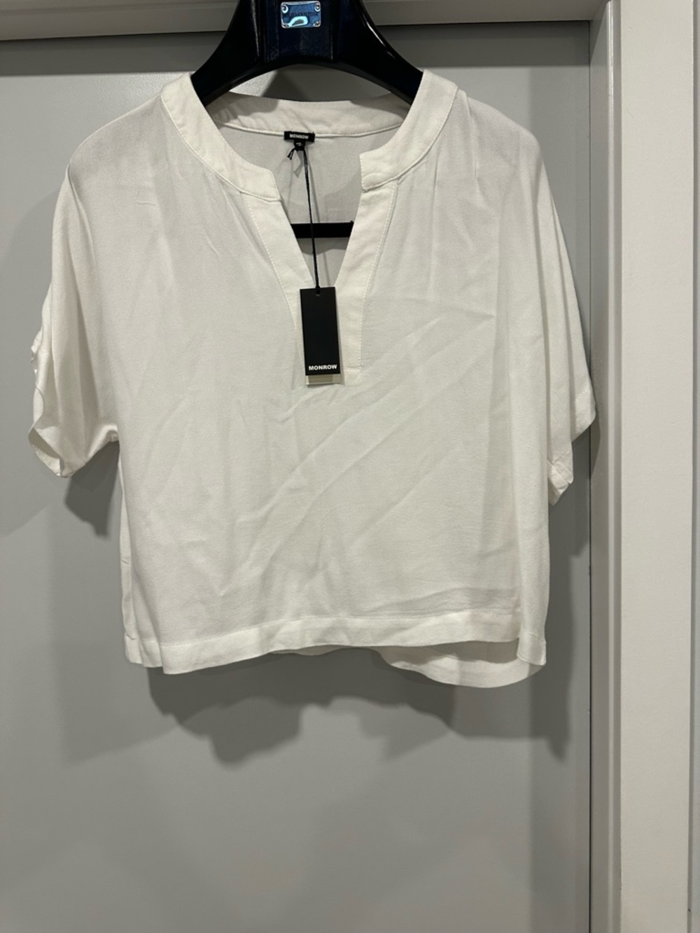Monrow Cream Short Sleeve Split Neck Boxy Blouse